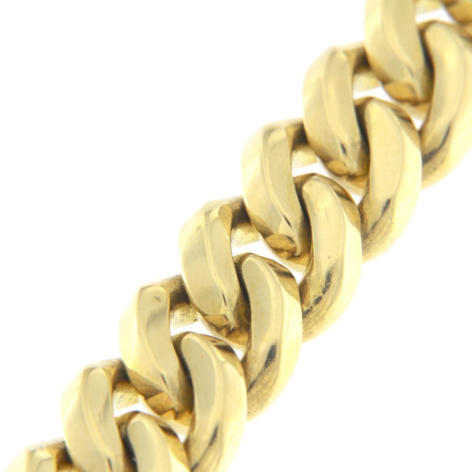 Groumette style coupled chain bracelet with great visual effect
Total weight of yellow gold 18 kt gr 69,50
Stamp 750

