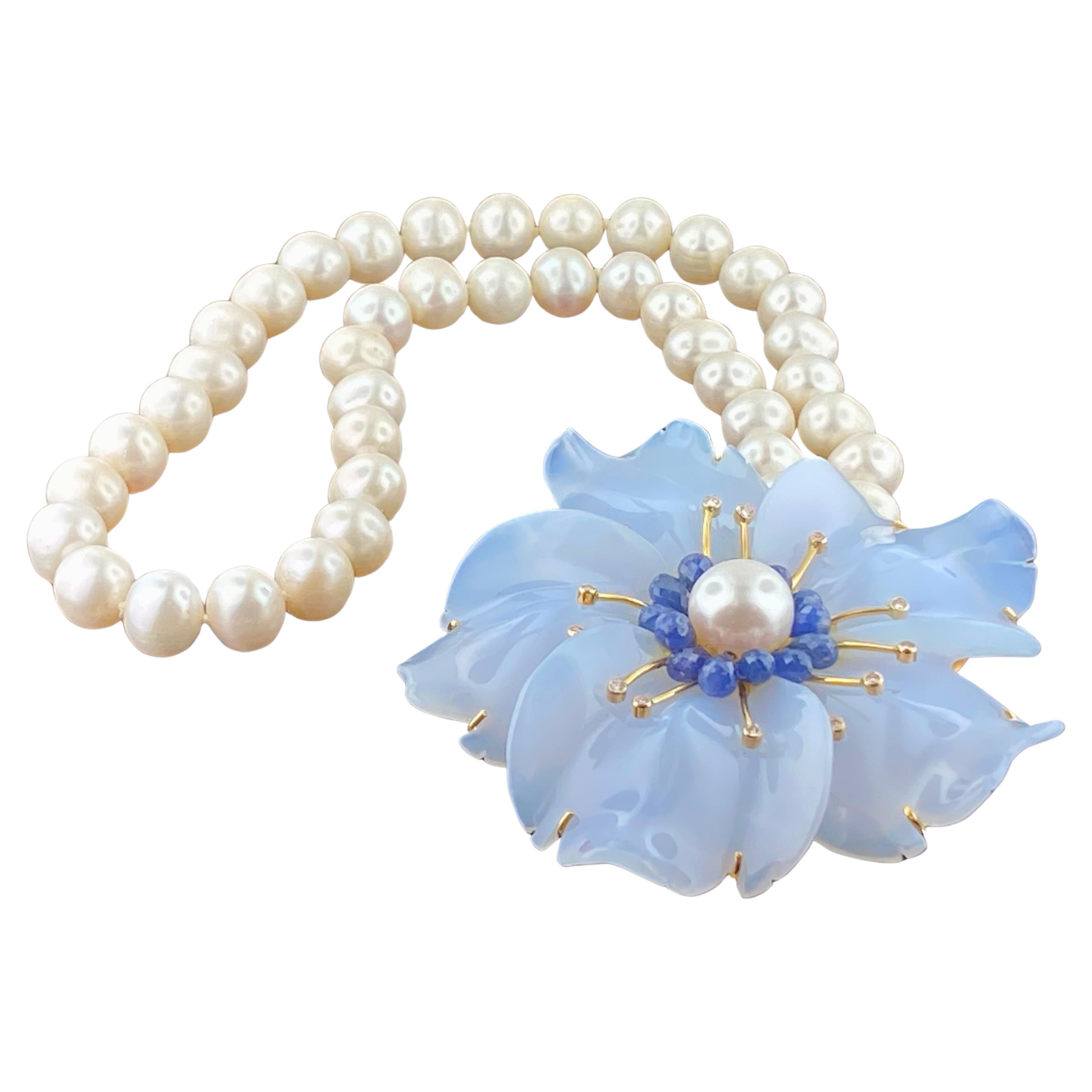 18 Karat Yellow Gold Chalcedon, Pearls, Sapphires and Diamond Necklace For Sale