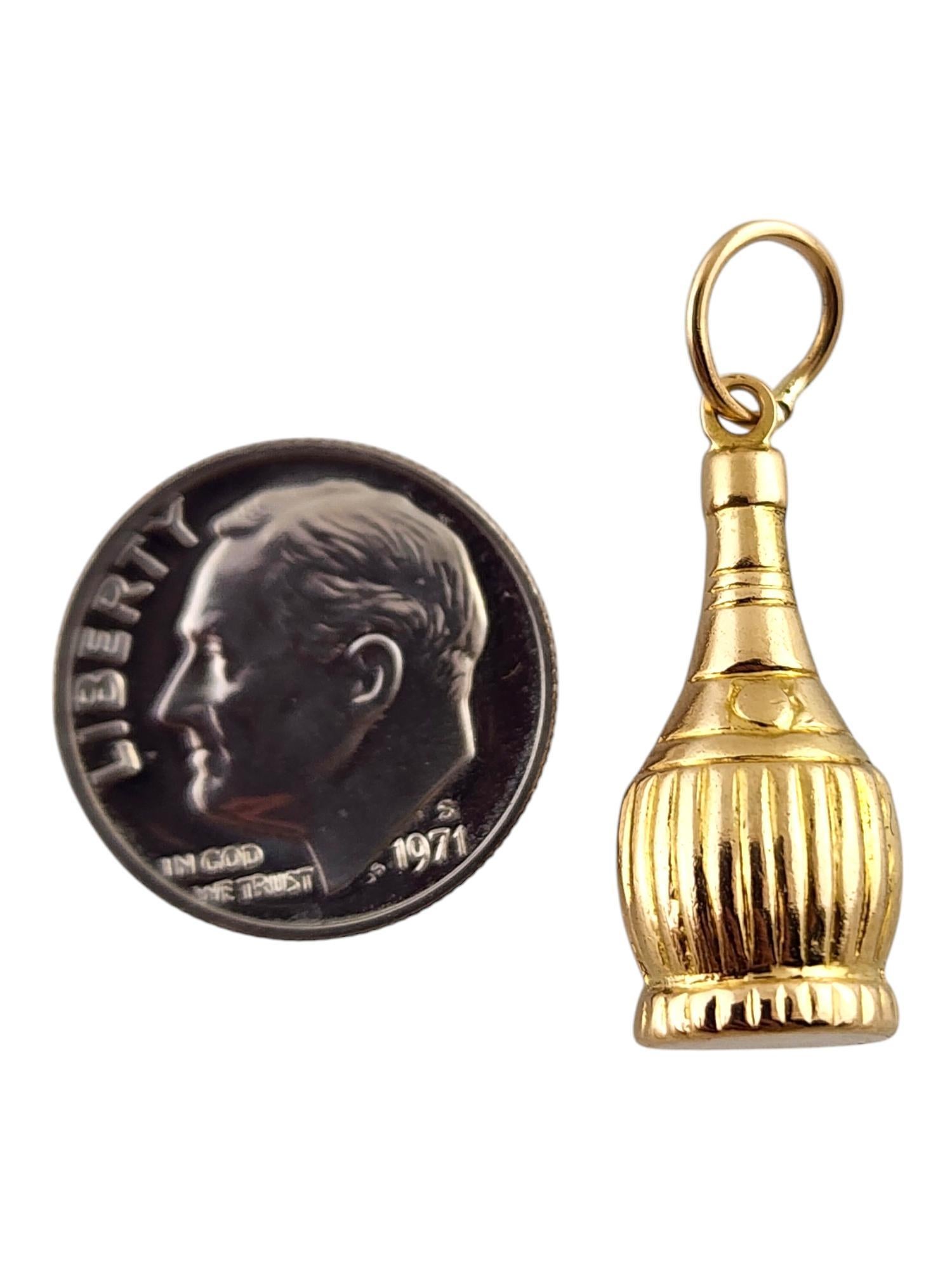 18 Karat Yellow Gold Chianti Bottle Charm #19403 2