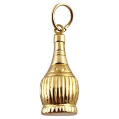 Charm per bottiglia di Chianti in oro giallo 18 carati #19403