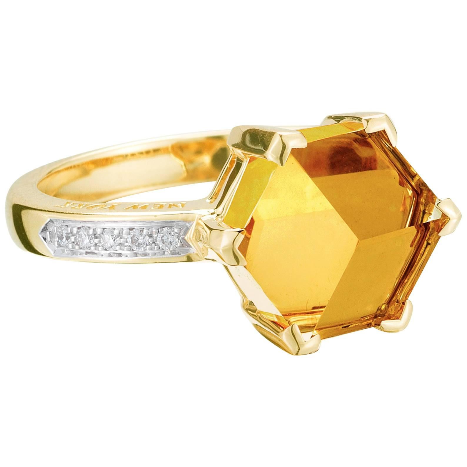 Paolo Costagli 18 Karat Yellow Gold Citrine 2.71 Carat Brillante Valentina Ring For Sale