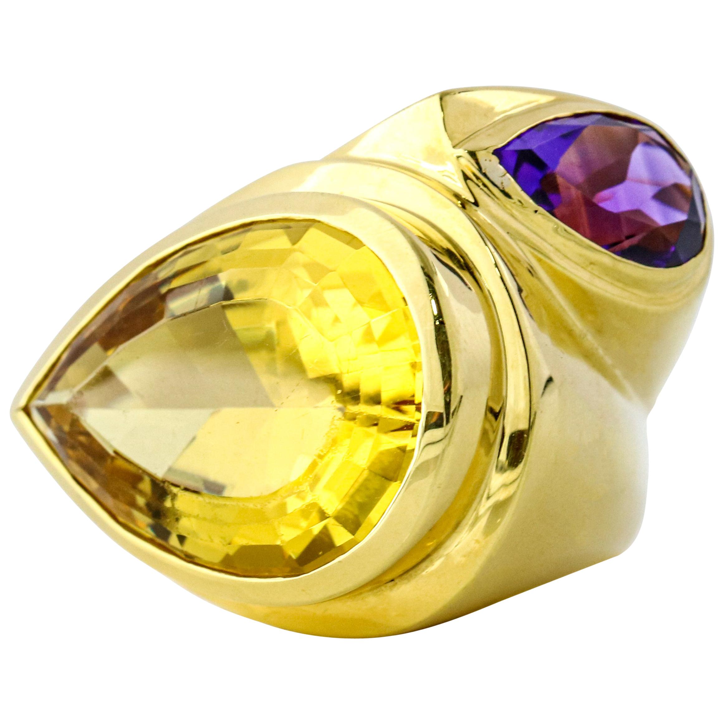 18 Karat Yellow Gold Citrine Amethyst Fashion Statement Ring For Sale