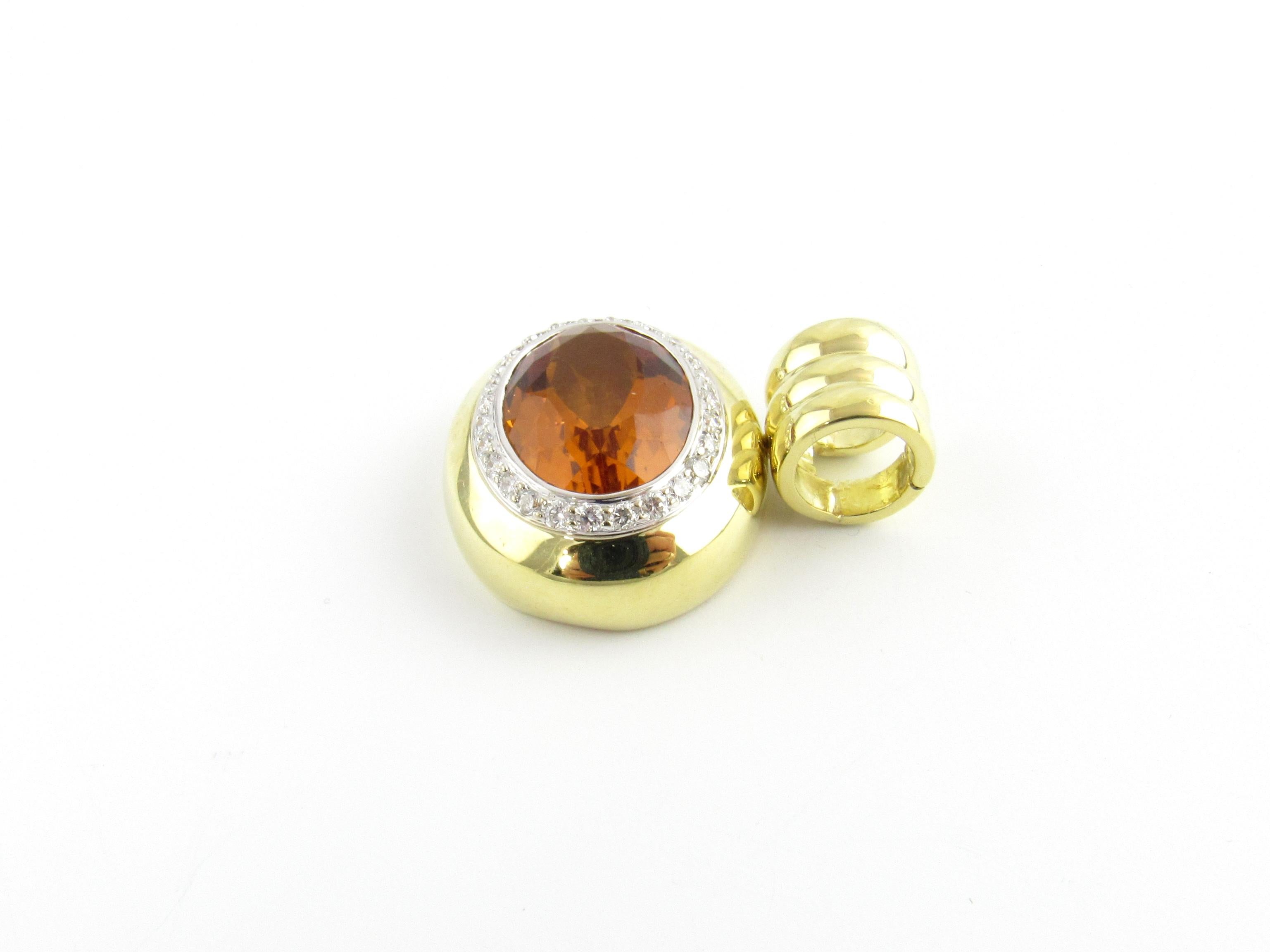  Pendentif en or jaune 18 carats avec citrine ovale et diamants Bon état - En vente à Washington Depot, CT