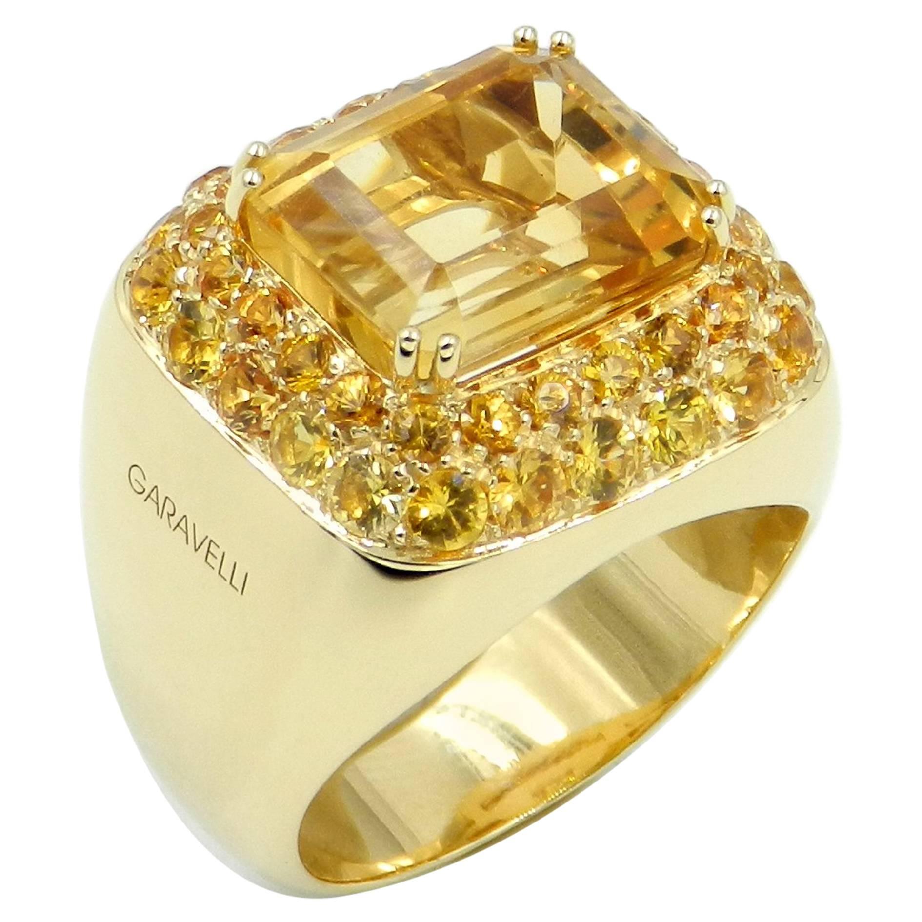 18 Karat Yellow Gold Citrine and Yellow Sapphires Garavelli Ring