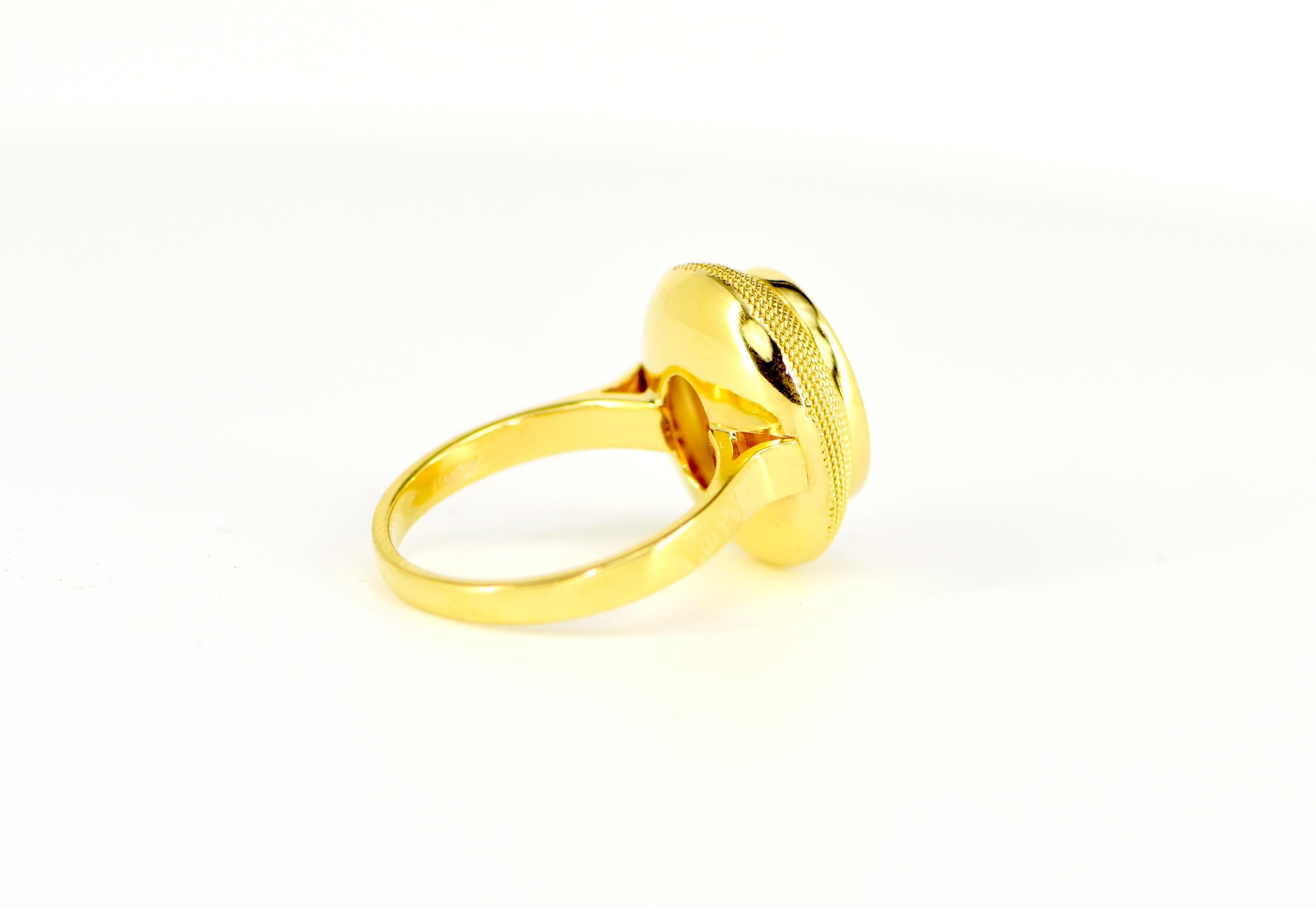 The dazzling Citrine center stone shines so brightly that you can't help but look at it again and again. It is known as the “healing quartz” and is said to support vitality and health while encouraging the wearer with energy and warmth. The stone’s