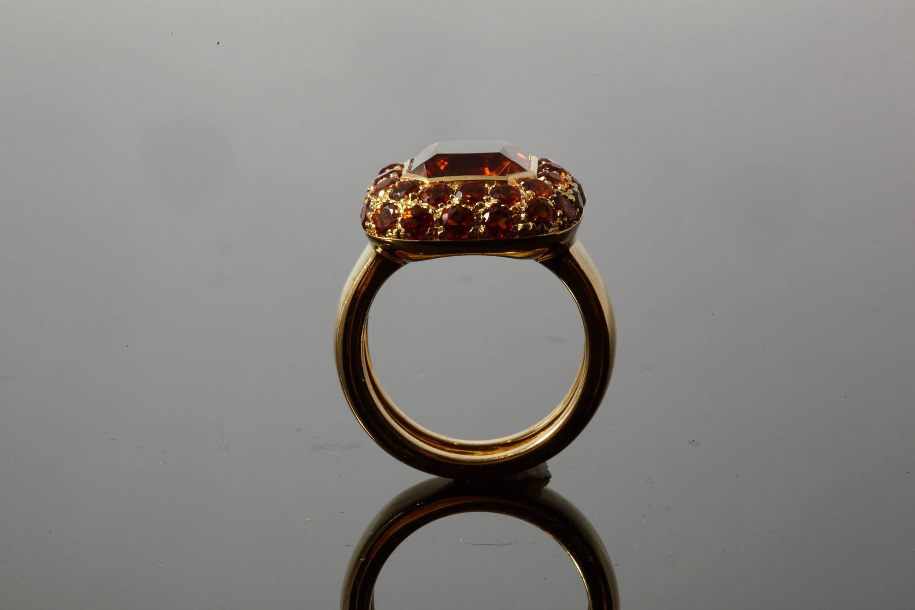 Cushion Cut 18 Karat Yellow Gold Citrine Cocktail Ring For Sale