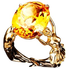 18 Karat Yellow Gold Citrine Cocktail Ring