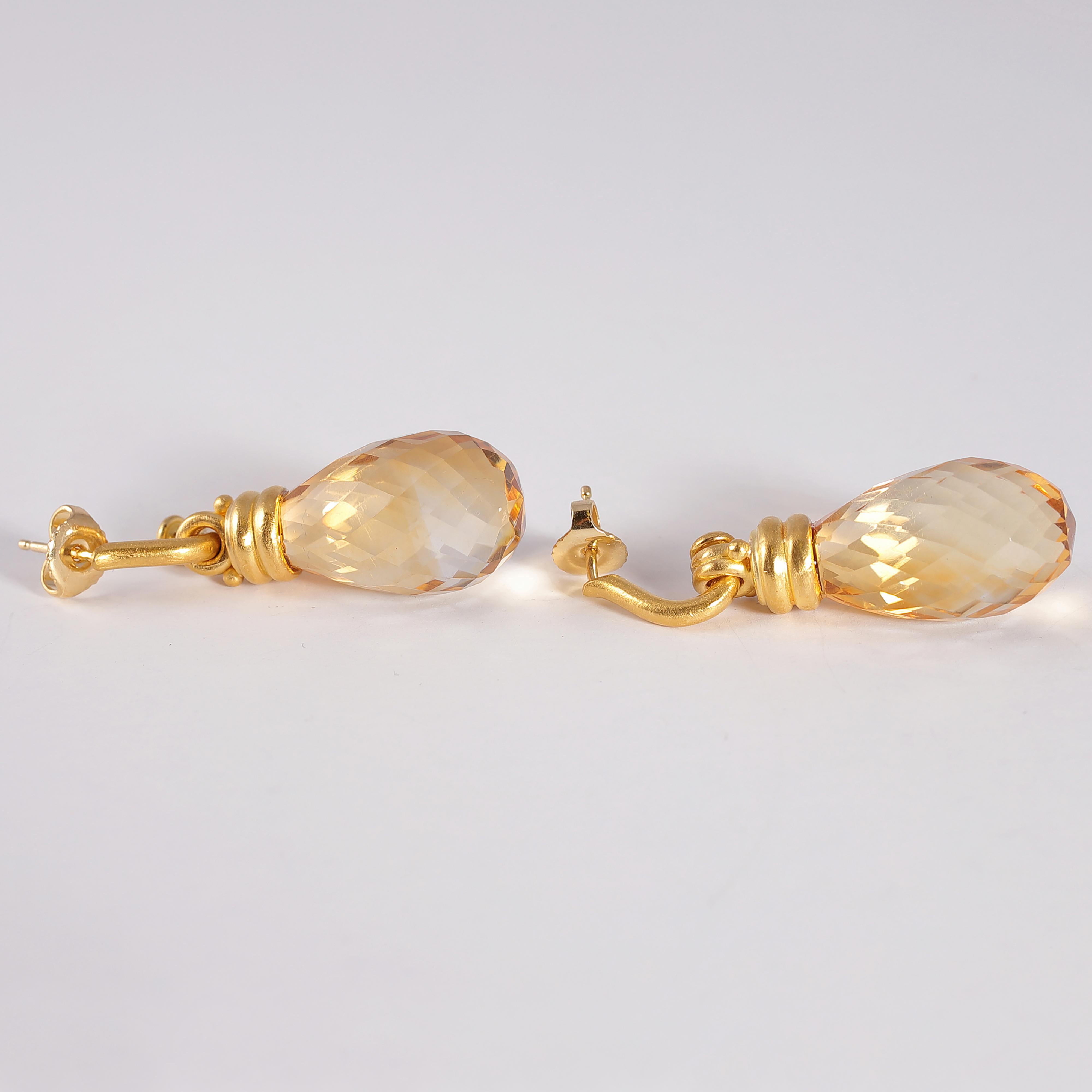 18 Karat Yellow Gold Citrine Earrings 3