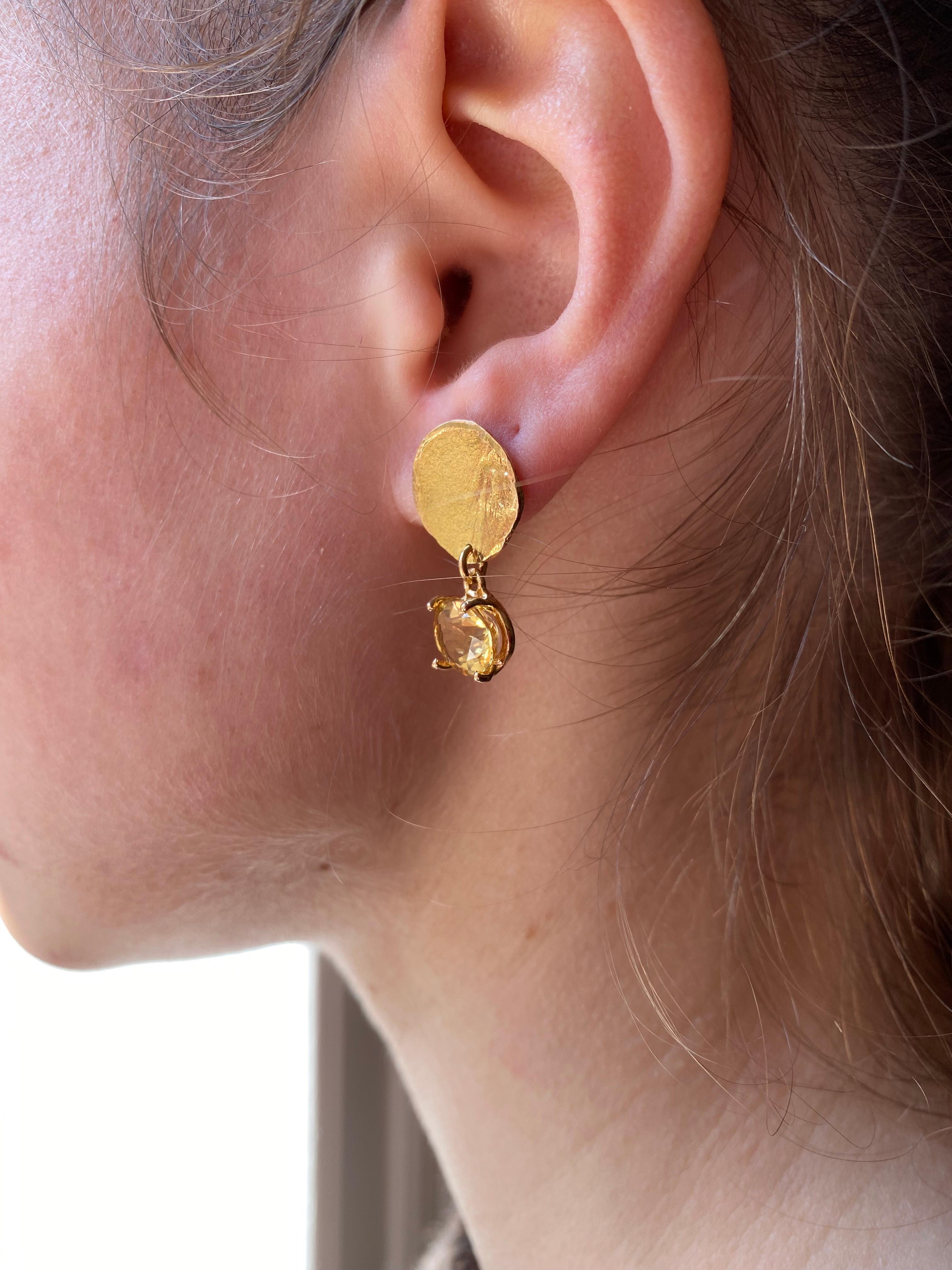 14 Karat Yellow Gold Citrine Gold Moon Handcrafted Design Dangle Earrings For Sale 4