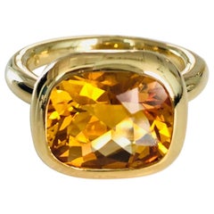 18 Karat Yellow Gold Citrine Ring