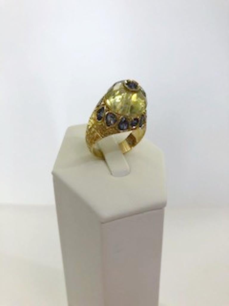 Mixed Cut 18 Karat Yellow Gold Citrine Topaz and Sapphire Ring For Sale