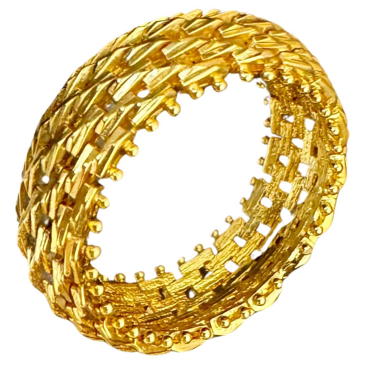 18 Karat Yellow Gold Classic Wide Wedding Band With Design Ring, Unisex Size 5.5