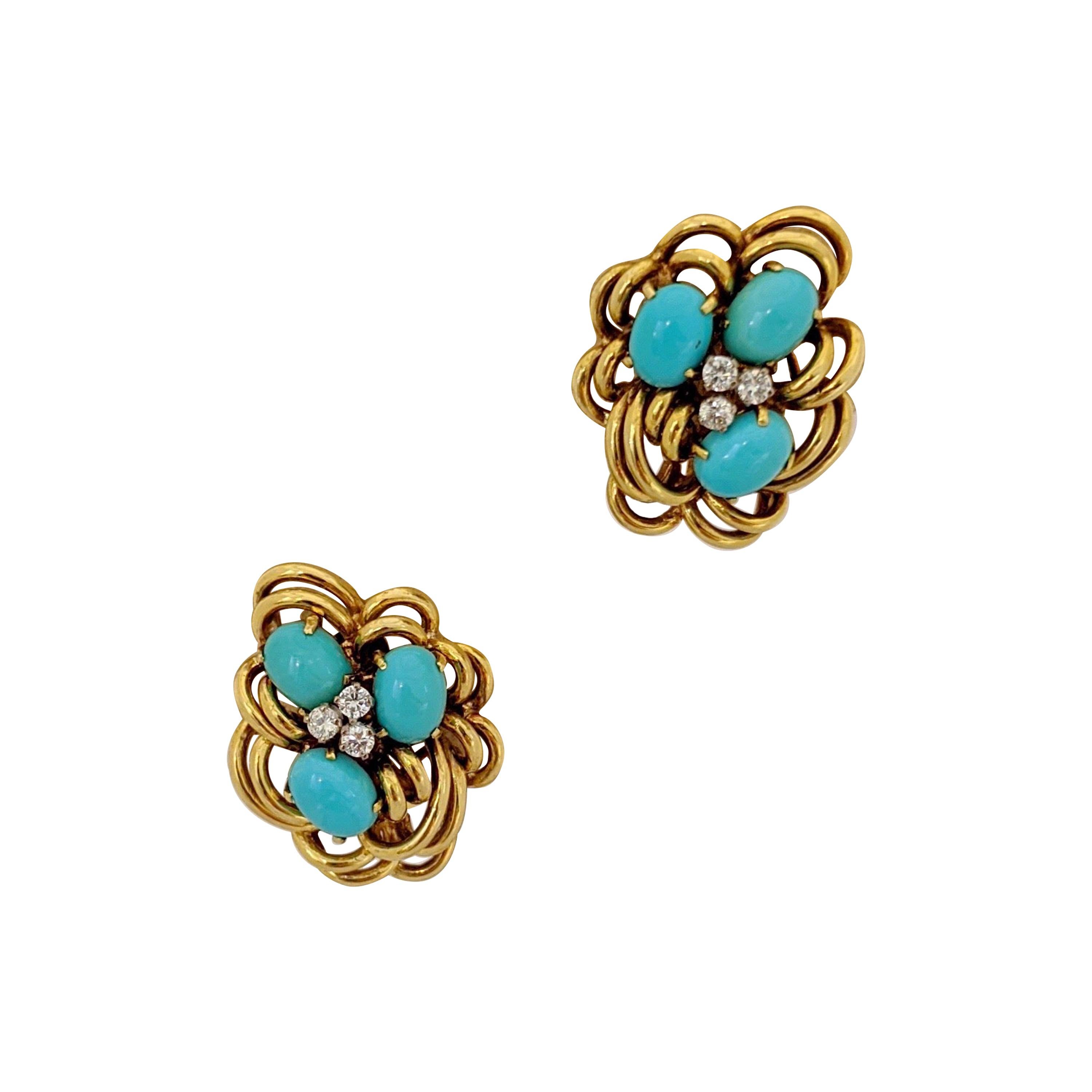 18 Karat Yellow Gold Cluster Earring with Turquoise and Diamonds