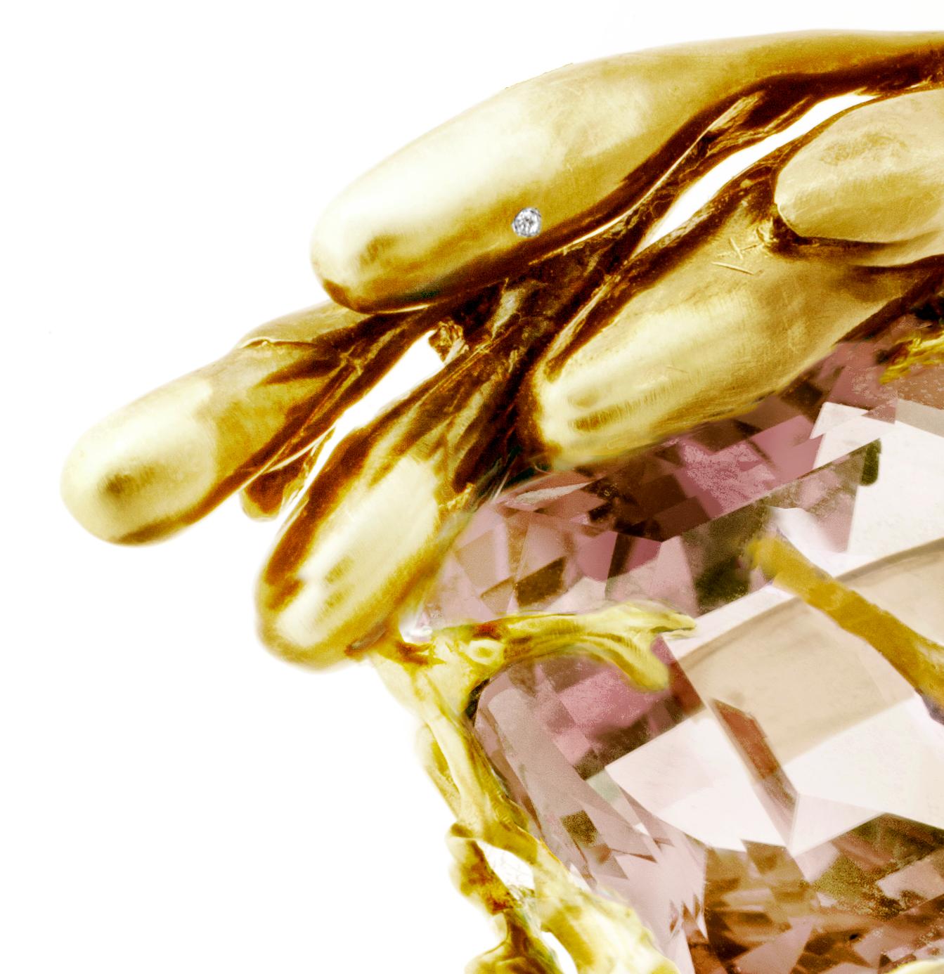 Artist 18 Karat Yellow Gold Cocktail Ring with Cushion Peach Kunzite and Diamonds For Sale