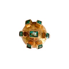 18 Karat Yellow Gold Colombian Emerald Ring