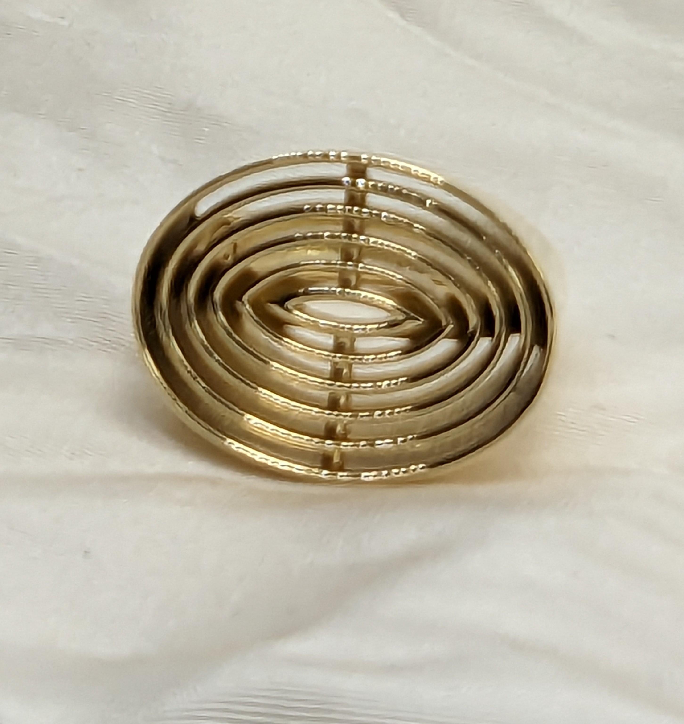 For Sale:  18 Karat Yellow Gold Concave Ovals Ring 9