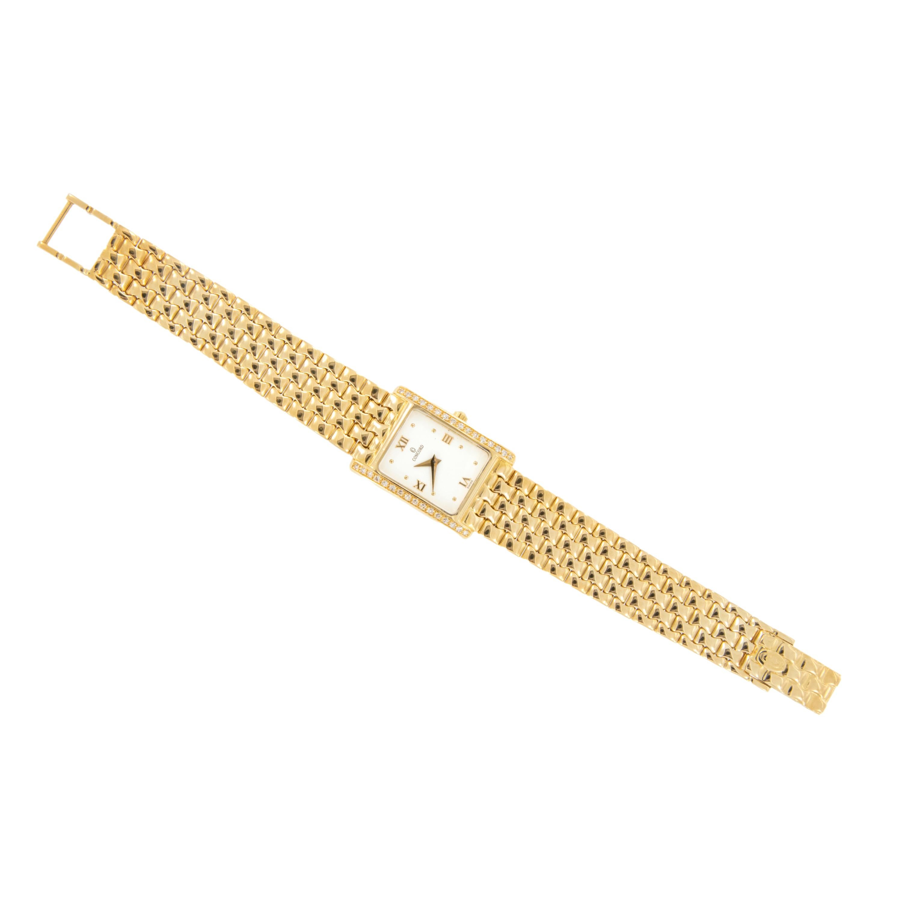 Round Cut 18 Karat Yellow Gold Concord Classique Quartz Lady's Watch