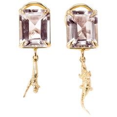 Boucles d'oreilles pendantes contemporaines en or jaune 18 carats avec Morganites