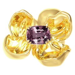 Eighteen Karat Yellow Gold Contemporary Magnolia Brooch with Cushion Spinel