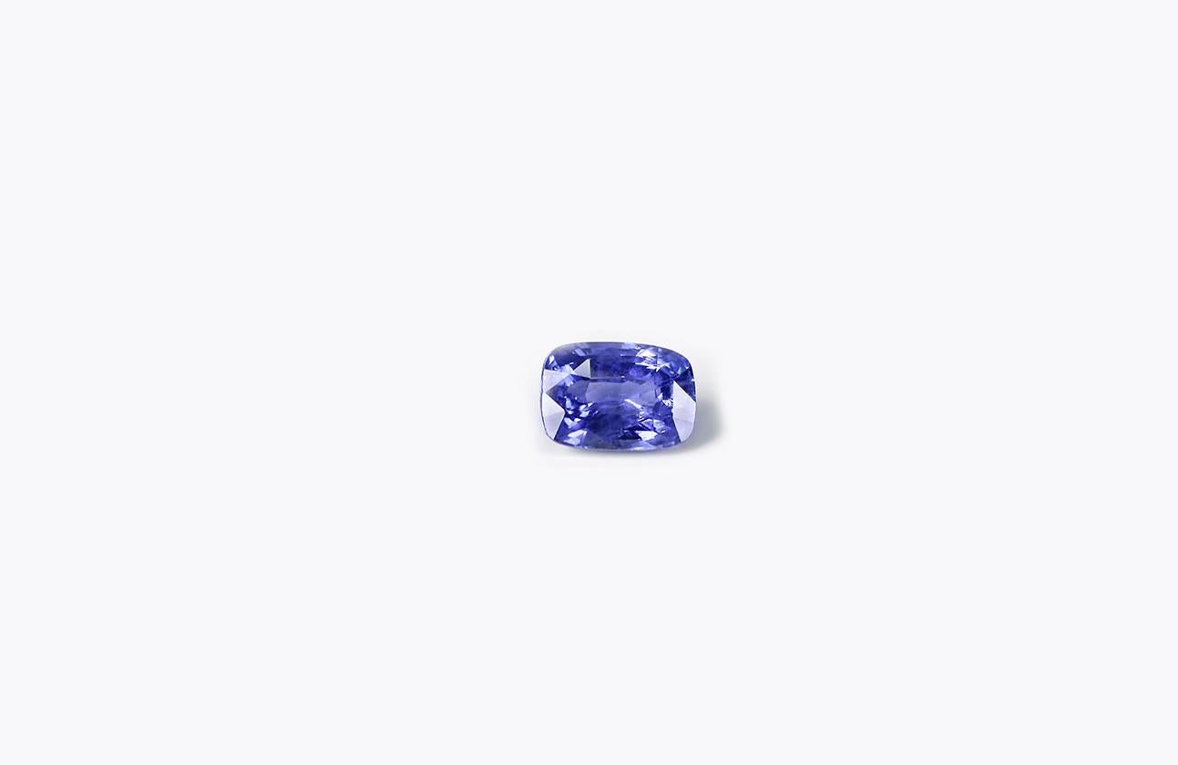 18 Karat Yellow Gold Contemporary Ring with 6.96 Cts Ceylon Vivid Blue Sapphire For Sale 1