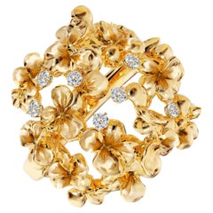 18 Karat Yellow Gold Contemporary Ring with 7 Diamonds