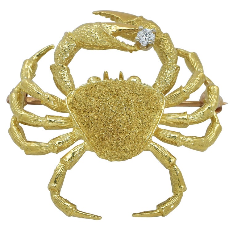 18 Karat Yellow Gold Crab Brooch Pin at 1stDibs