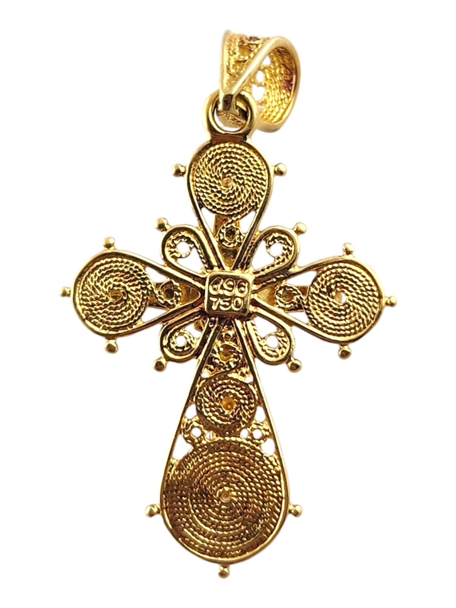 Pendentif croix en or jaune 18 carats avec émail et cabochon rouge #19440 Pour femmes en vente