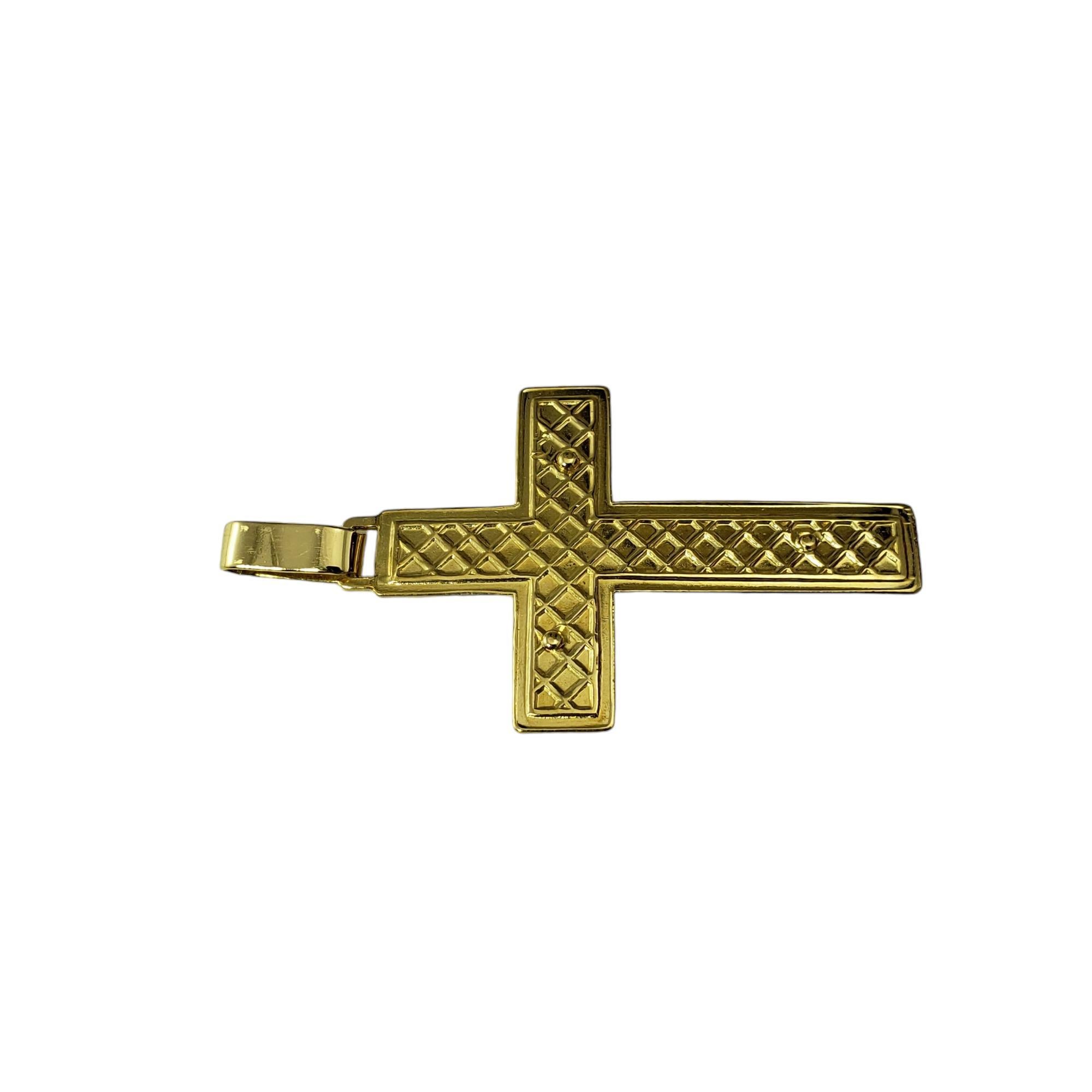 Women's 18 Karat Yellow Gold Crucifix Pendant #19124 For Sale
