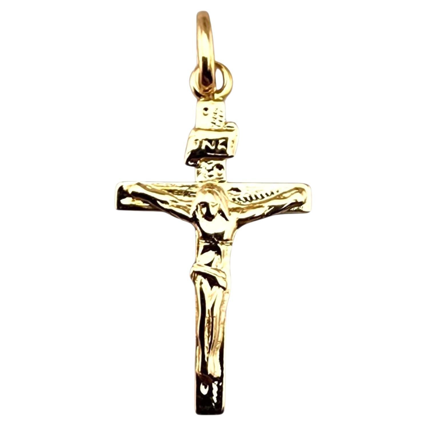 Pendentif Crucifix en or jaune 18 carats #23176