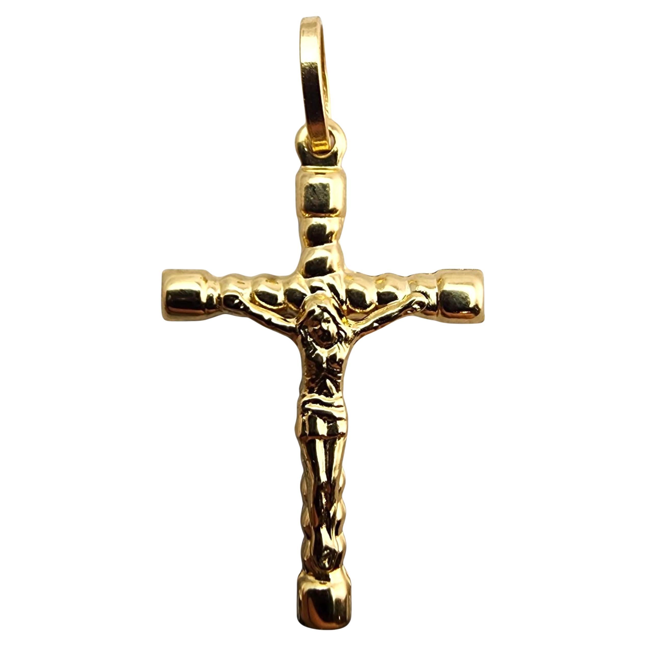 Pendentif Crucifix en or jaune 18 carats #23671