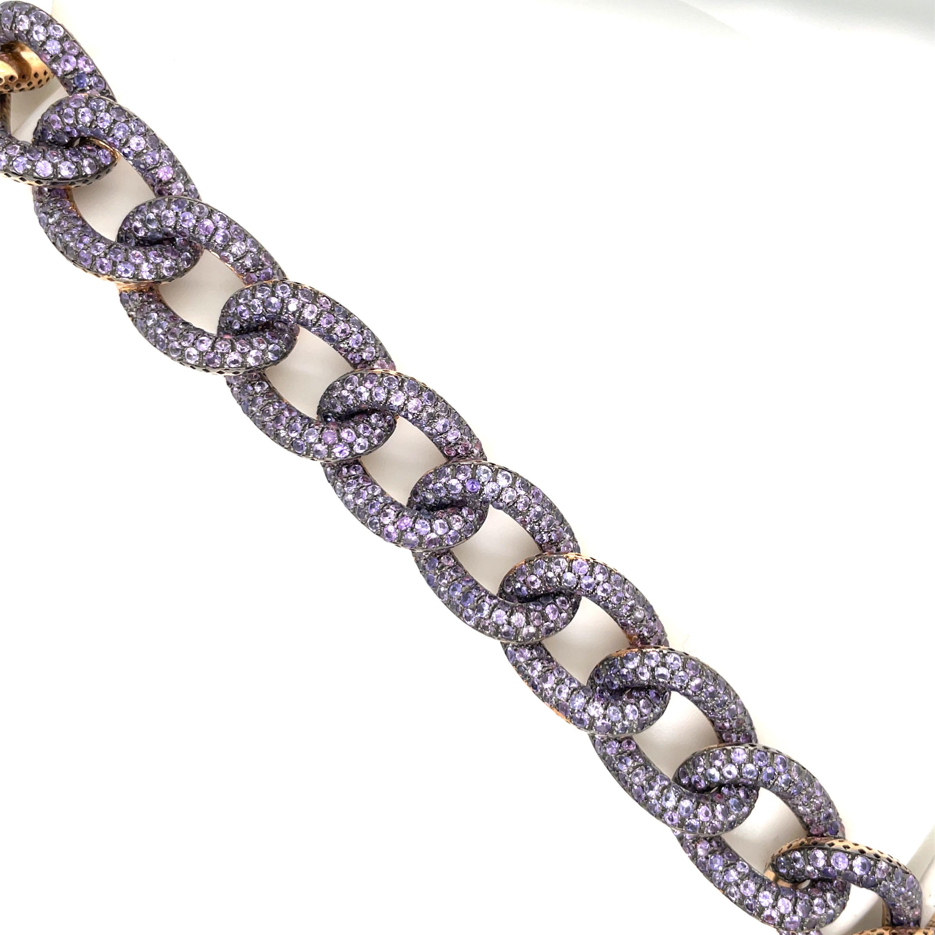 Kubanisches Gliederarmband aus 18 Karat Gelbgold mit Amethyst 75 Gramm Hergestellt in Italien   (Rundschliff) im Angebot