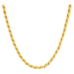 18 Karat Yellow Gold Cuban Link Chain Necklace with Diamond Clasp