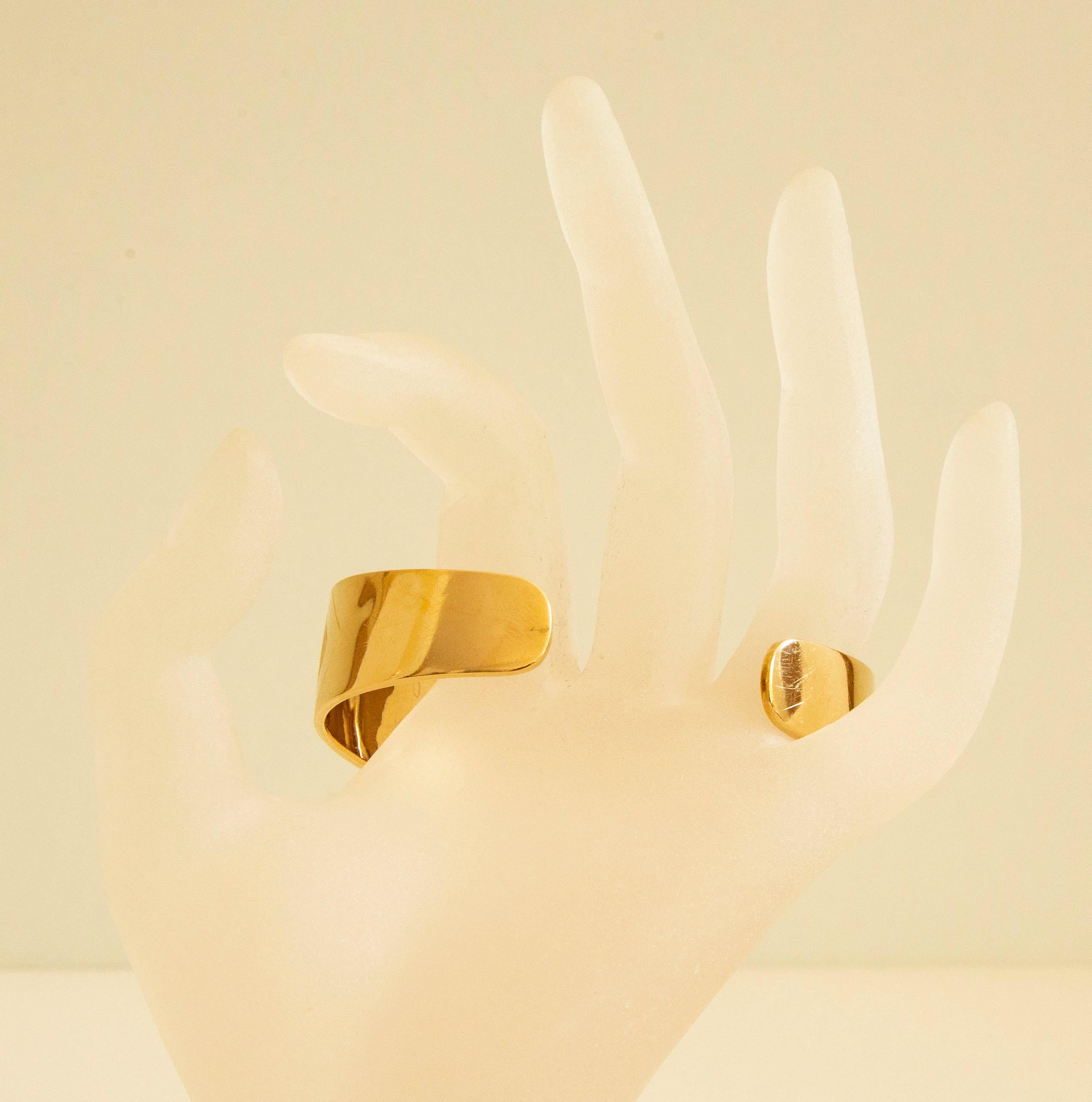 Bracelet manchette en or jaune 18 carats gravé avec motif de diamants et finition en satin en vente 6