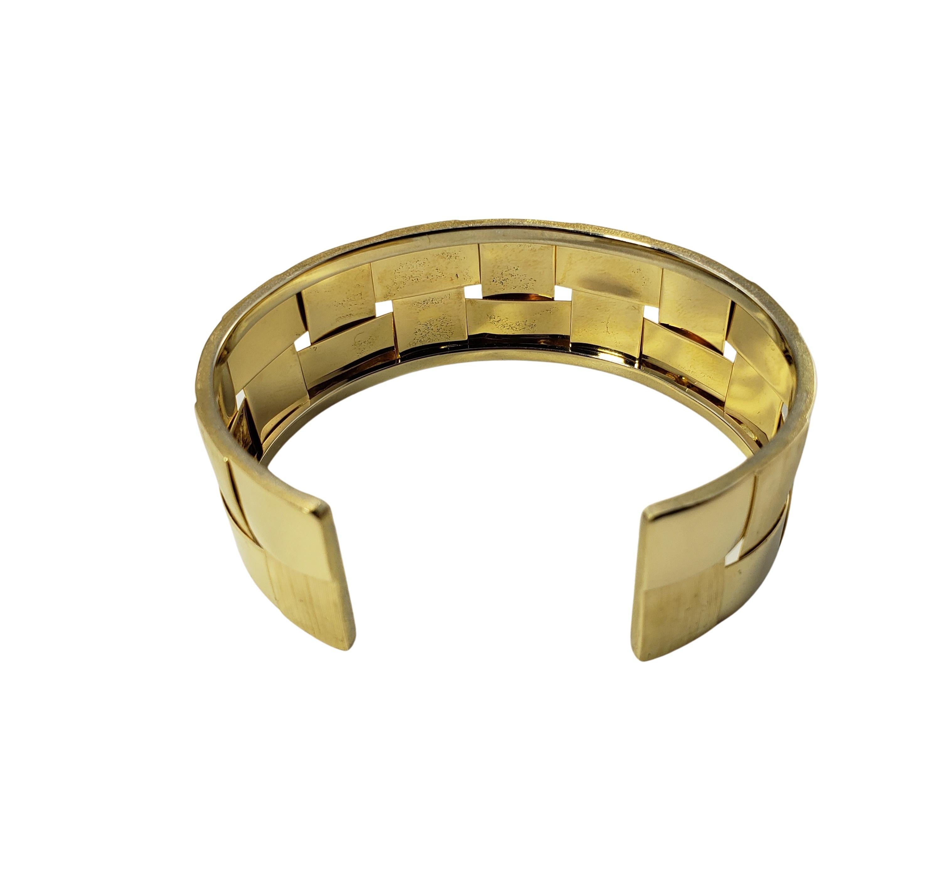 18 Karat Yellow Gold Cuff Bracelet 1