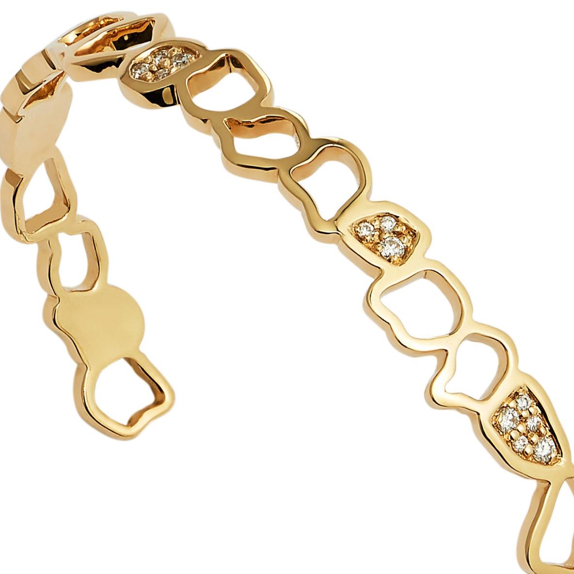 Contemporary 18 Karat Yellow Gold Cuff Bracelet With Diamonds For Sale