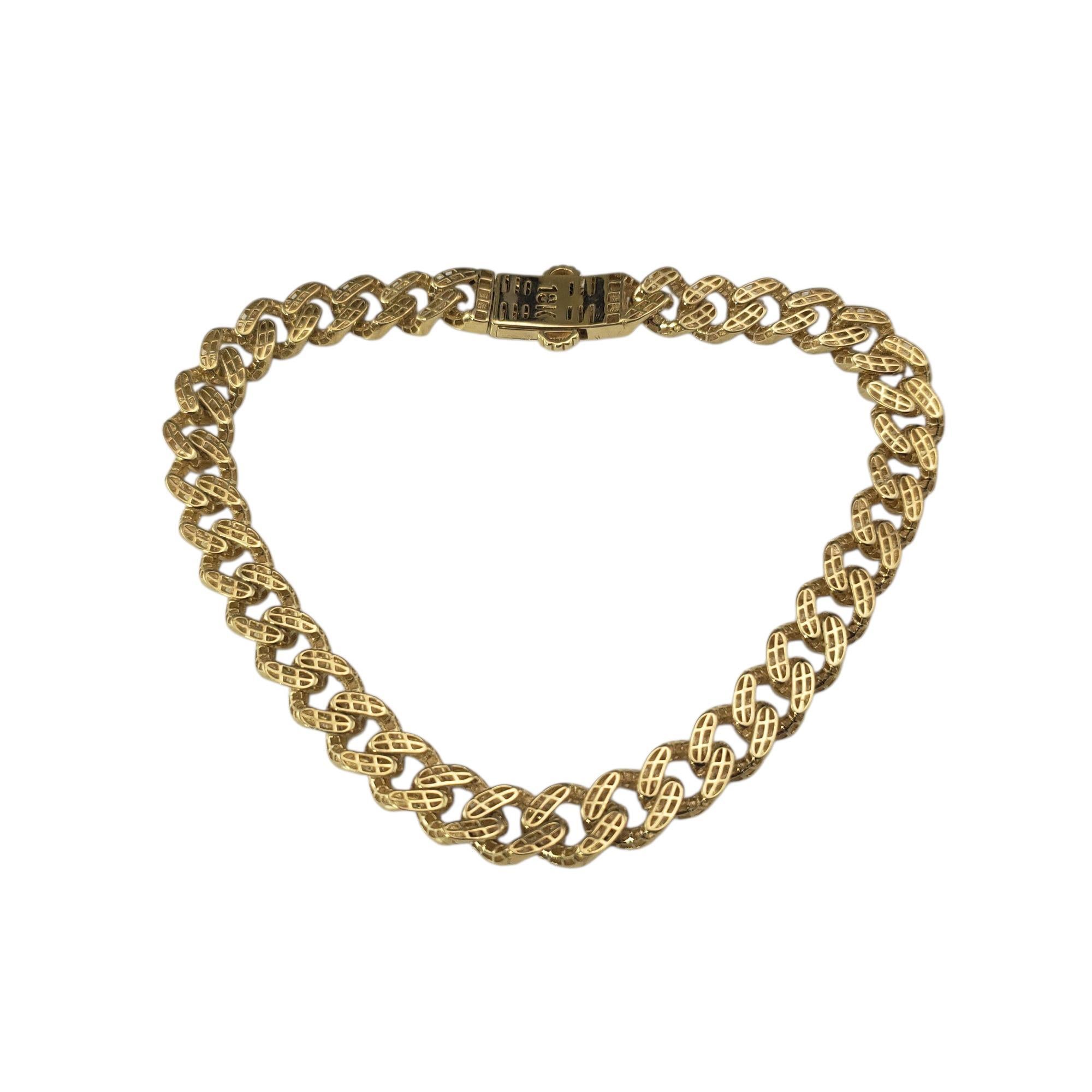 18 Karat Yellow Gold Curb Link Bracelet #22217 Bon état - En vente à Washington Depot, CT