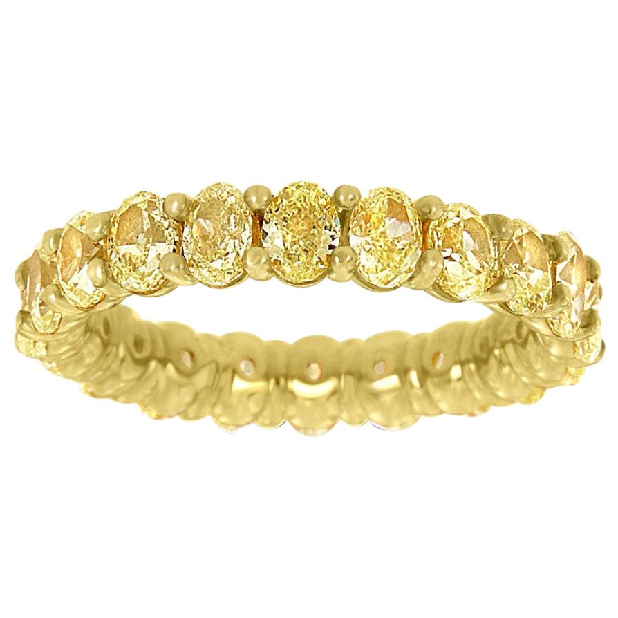 For Sale:  18 Karat Yellow Gold Cushion Yellow Diamonds Eternity Ring '4. Carat'