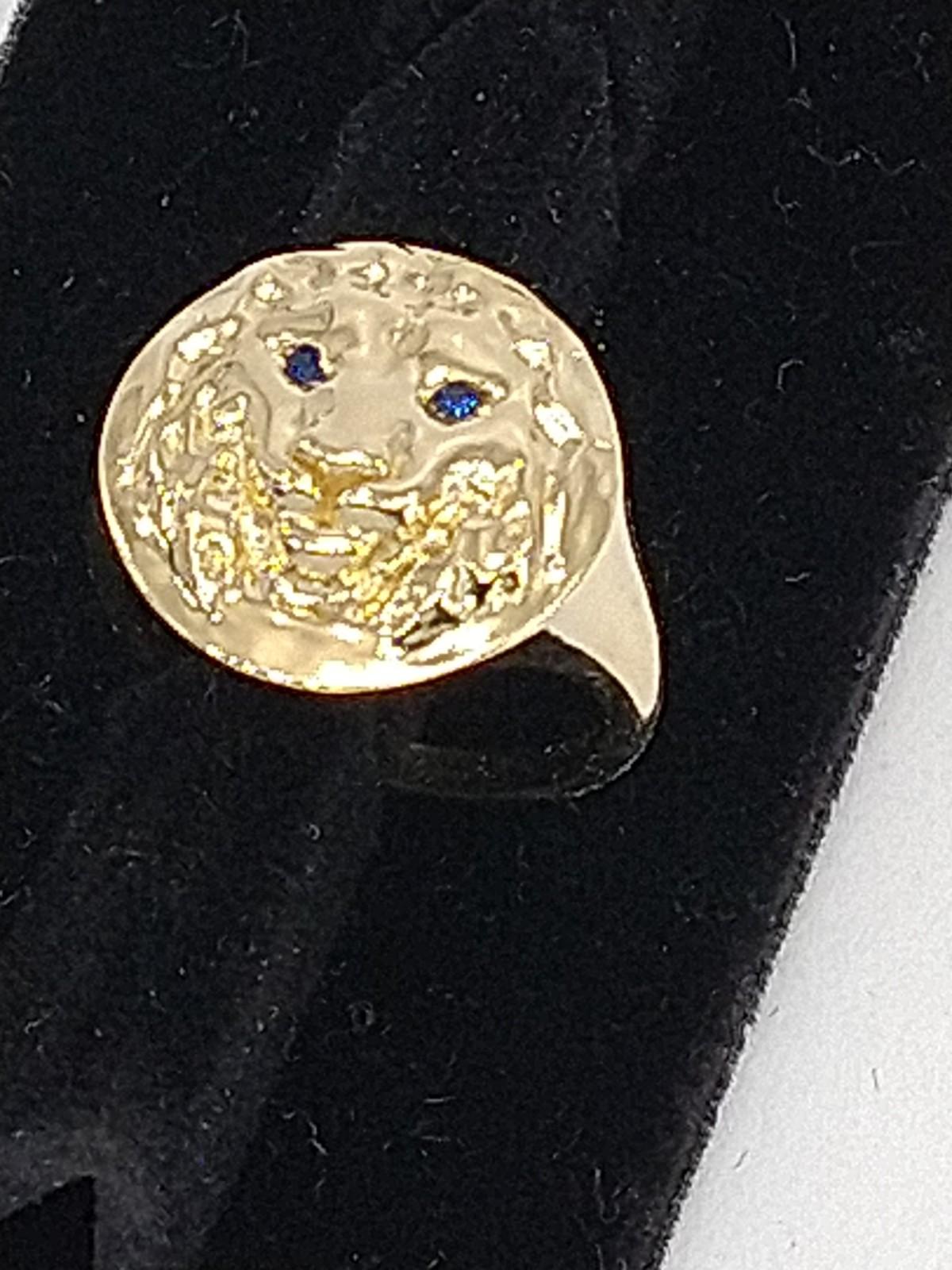 18 Karat Yellow Gold Custom Womens Leo Lion Signet Ring For Sale 3