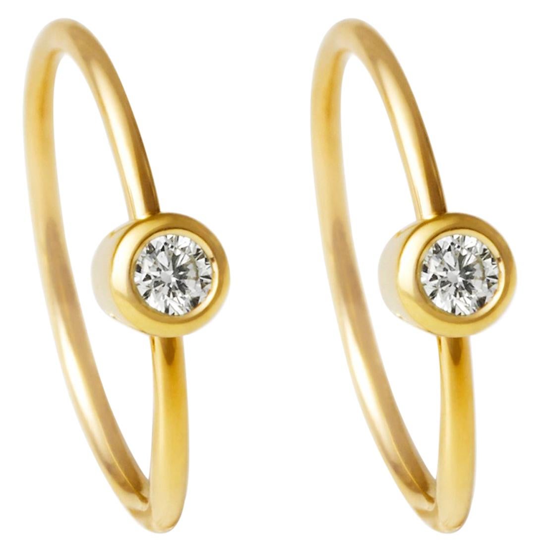 18 Karat Yellow Gold Diamond 0.03 Carat Hoop Pair of Earrings For Sale