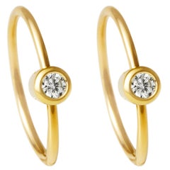 18 Karat Yellow Gold Diamond 0.03 Carat Hoop Pair of Earrings