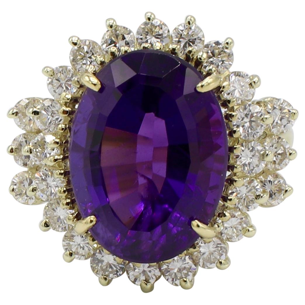 18 Karat Yellow Gold Diamond and Amethyst Cocktail Ring