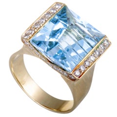 18 Karat Yellow Gold Diamond and Carved Topaz Rectangle Ring