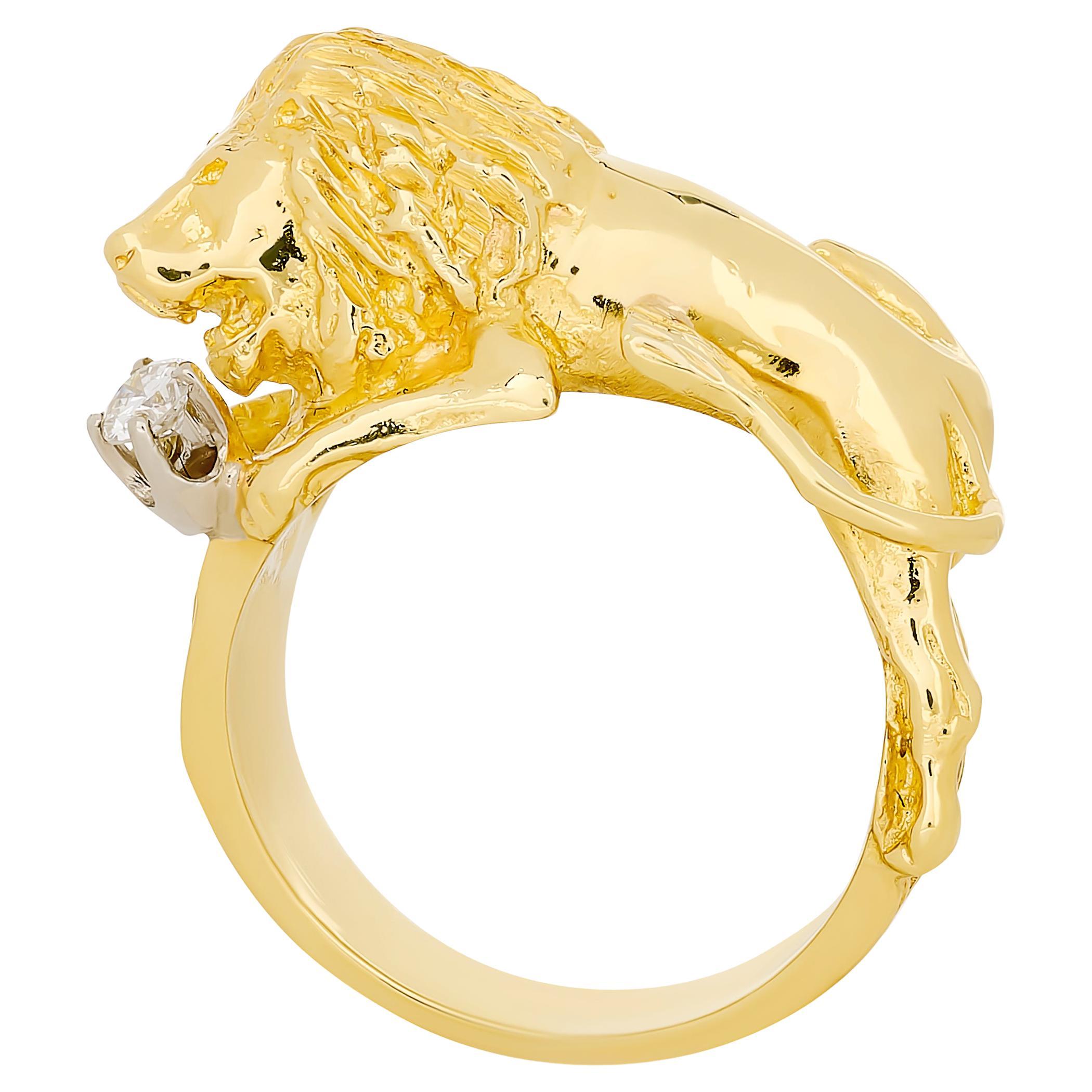 18 Karat Yellow Gold Diamond and Lion Body Ring