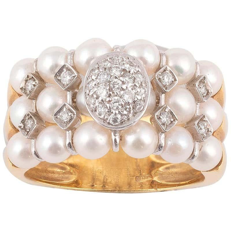 Retro 18 Karat Yellow Gold Diamond and Pearl Ring For Sale