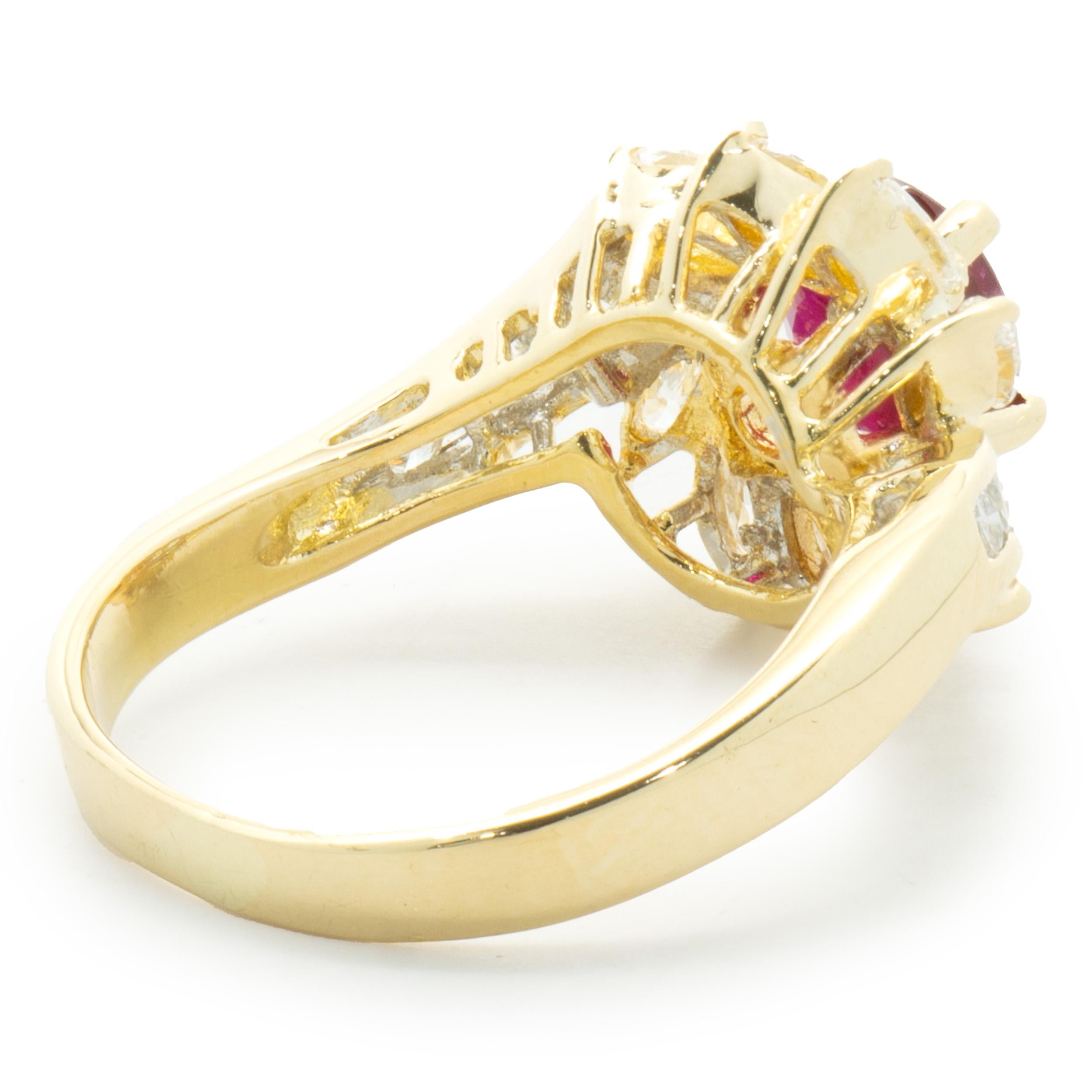 18 Karat Yellow Gold Diamond and Ruby Cocktail Ring In Excellent Condition For Sale In Scottsdale, AZ
