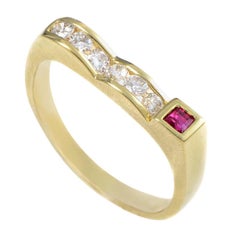 18 Karat Yellow Gold Diamond and Ruby Curved Band Ring MFC36-122013YEM