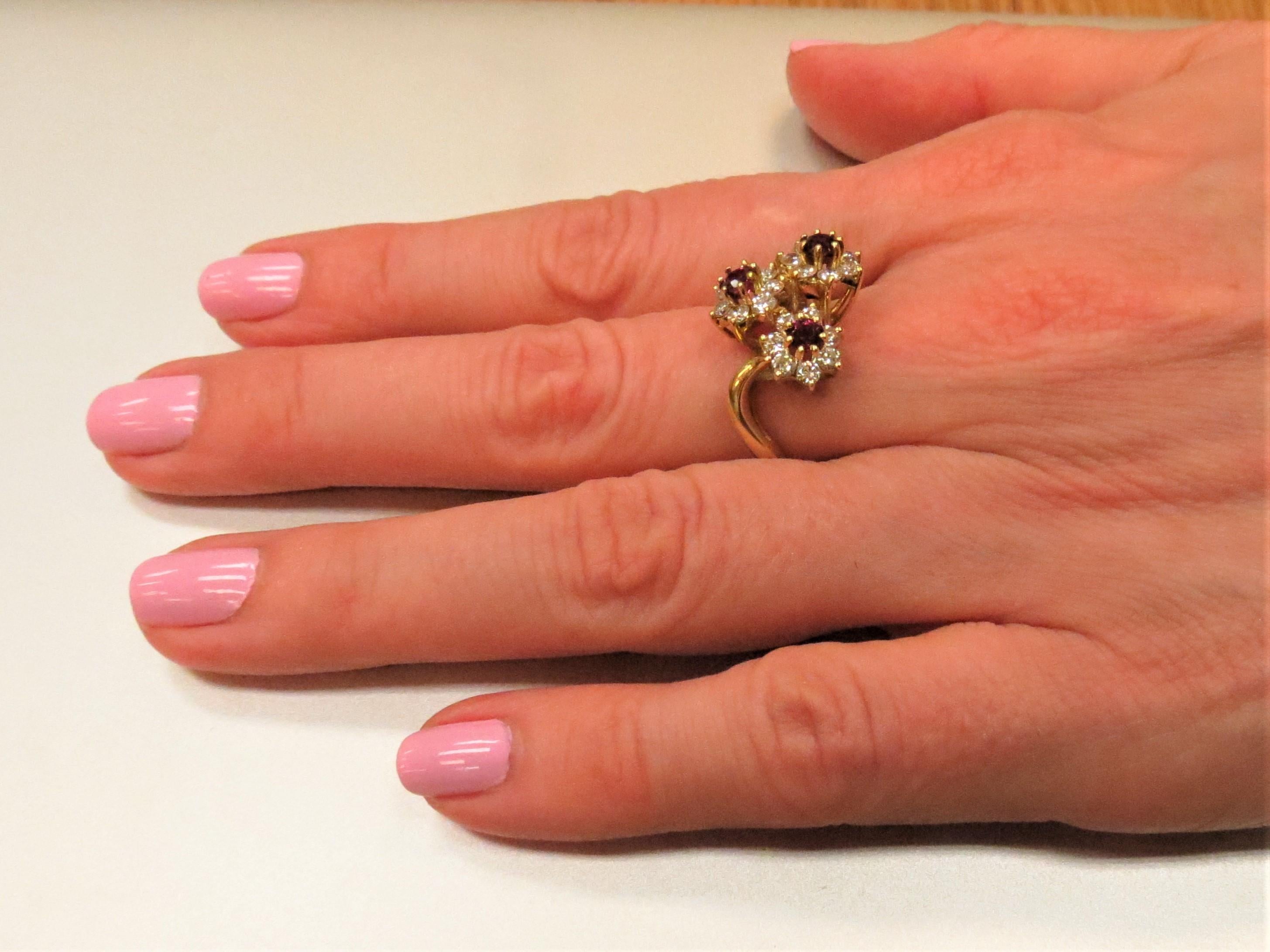 gold ring with flower design