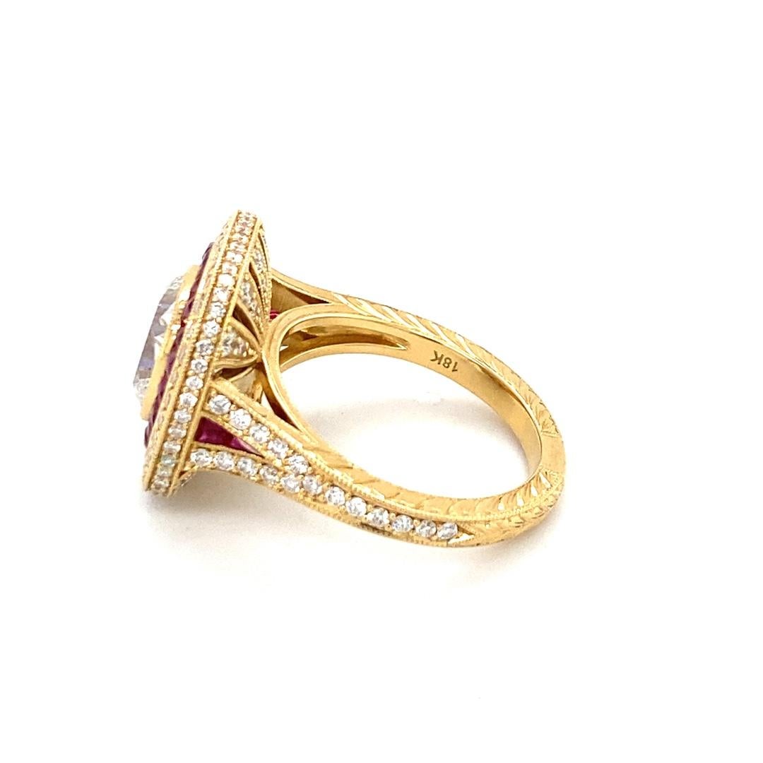 Bague en or jaune 18 carats, diamants et rubis Excellent état - En vente à Bossier City, LA