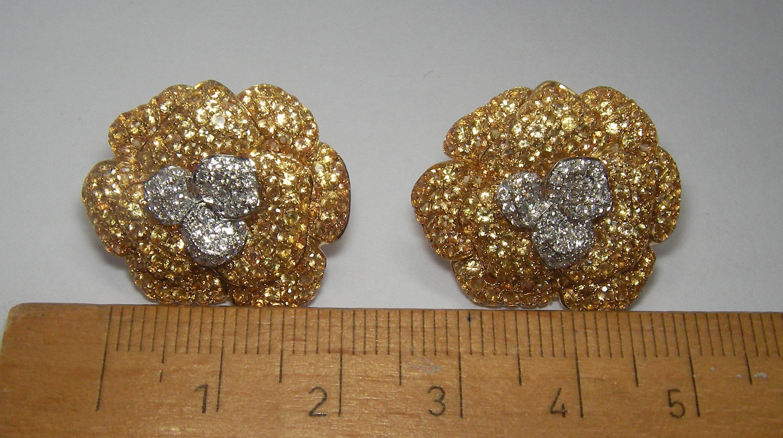 Women's or Men's 18 Karat Yellow Gold Diamond and Yellow Sapphire Flower Earrings