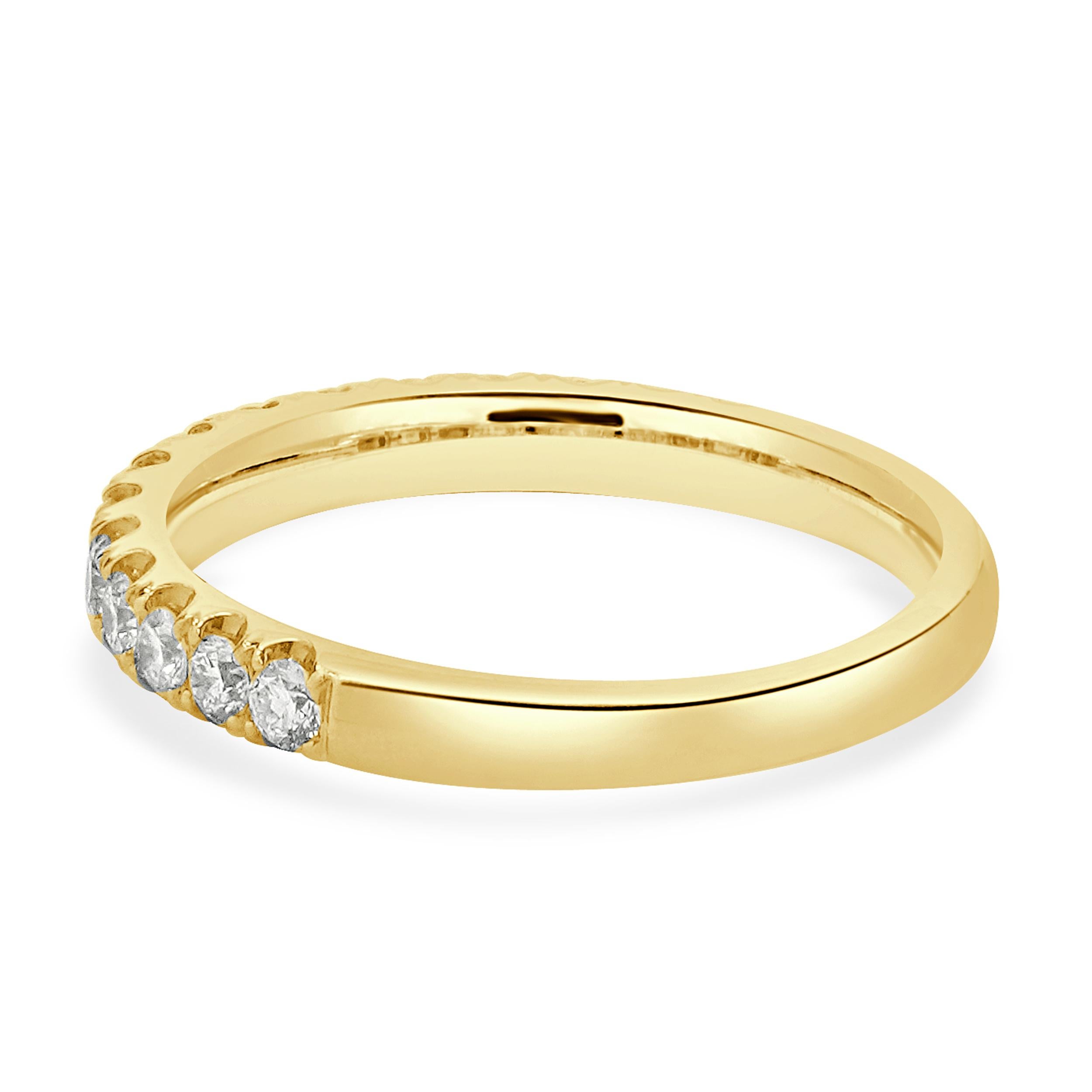 18 Karat Yellow Gold Diamond Band In Excellent Condition In Scottsdale, AZ